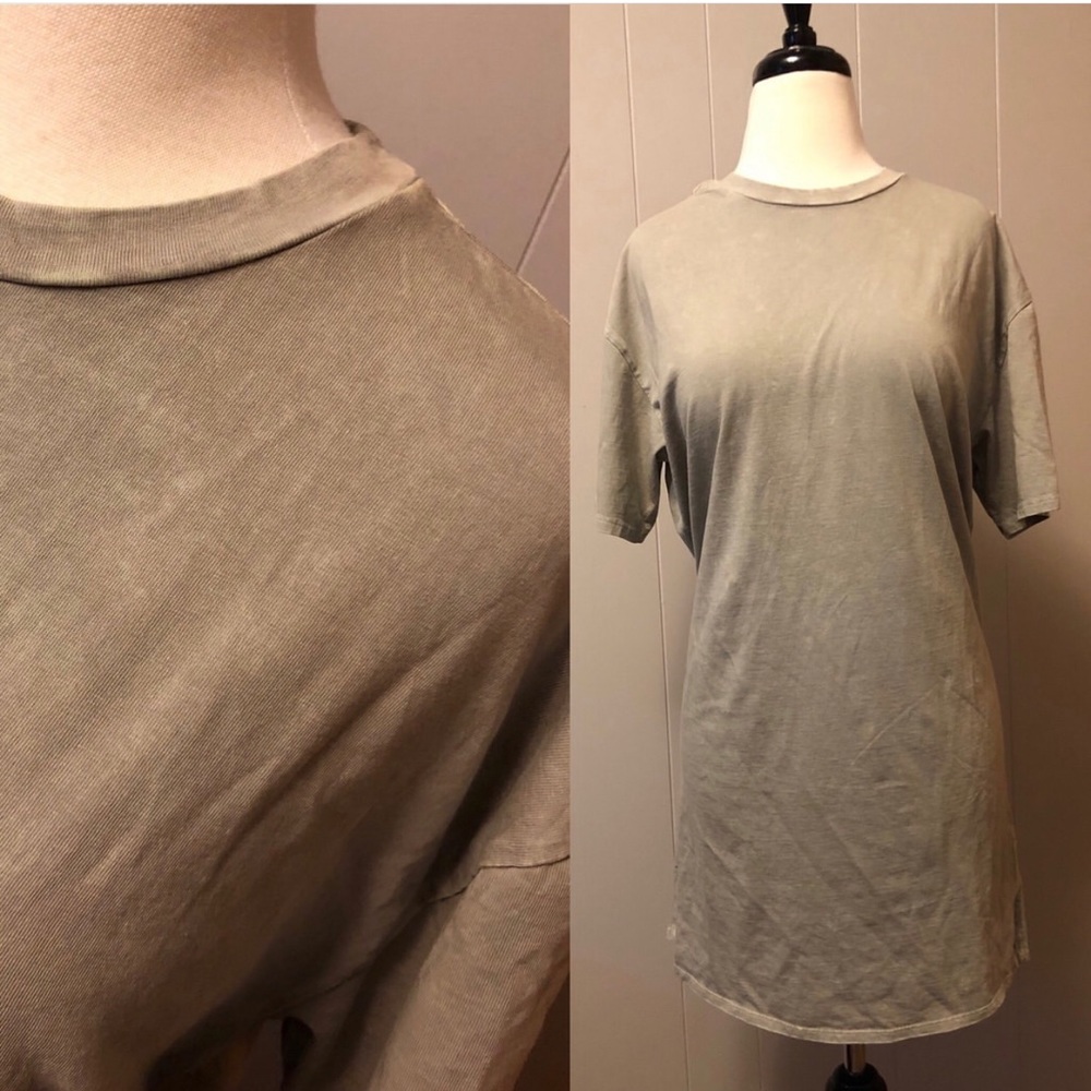Olive green t shirt dress (“Lorie”)